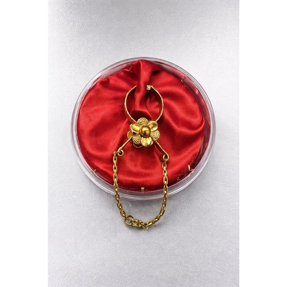 Vintage Giftcraft Glove Holder Gold Plated Floral Clip in Original Box 1950-60